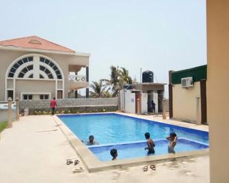 Grand Beach Resort - Covelong - Pool