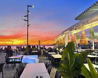 Duplex Beach Santa Pola by - Santa Pola - Ravintola