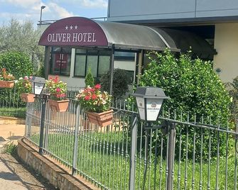 Oliver Hotel - Anghiari - Building