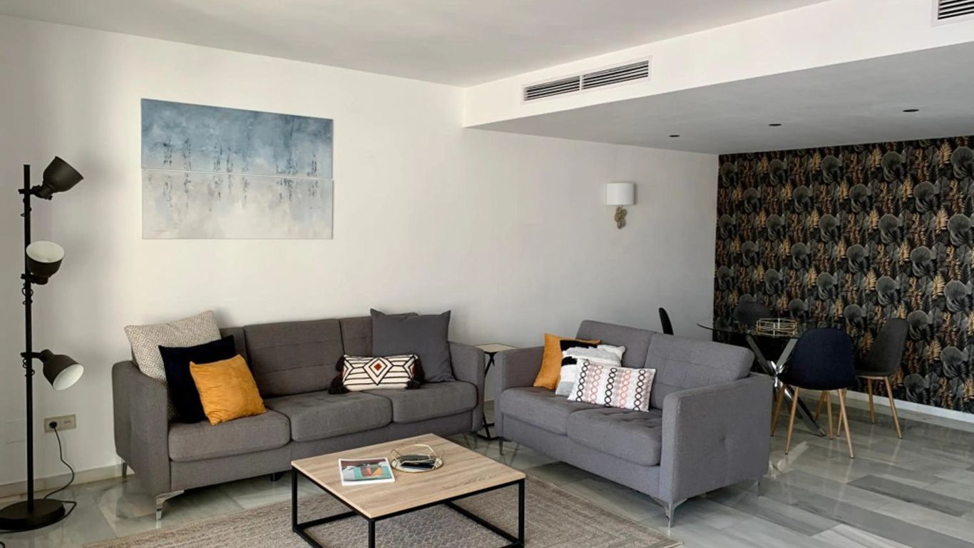 Benabola Hotel & Suites