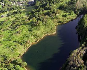 On Mawddach estuary Snowdonia pets welcome Certificate of Excellence Tripadvisor - Dolgellau - Building