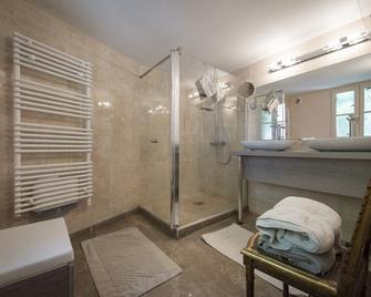 Chambres d'Hôtes Manoir de Montecler - Chênehutte-Trèves-Cunault