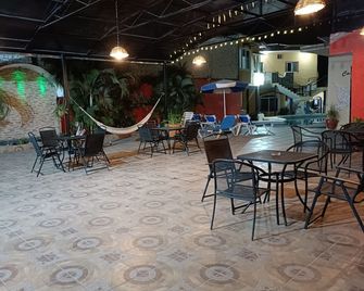 Hotel Lulu - Bucerías - Terasa
