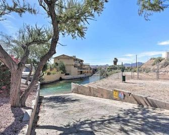 River Love, private dock Moovalya Keys - Паркер