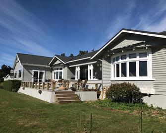 Lake Brunner Eco Lodge - Moana - Building