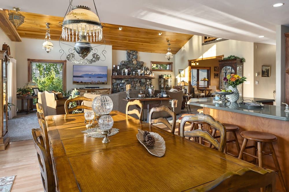 The Inn on Bigfork Bay - Bigfork