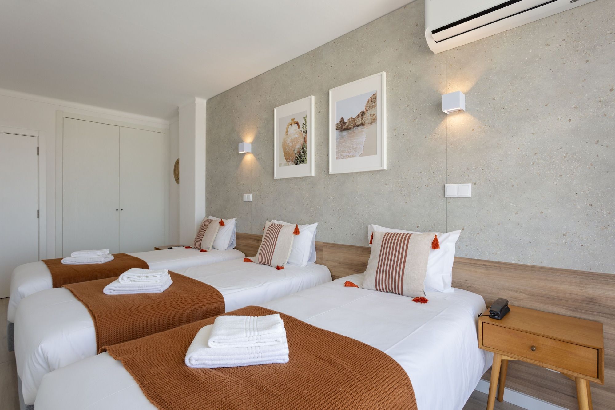 Made Inn Faro - Faro - Dormitor