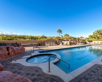 Wyndham Garden Fort Walton Beach Destin - Fort Walton Beach - Pool