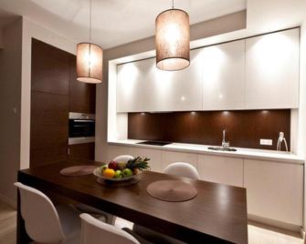 Platinum Residence - Varsovia - Cocina
