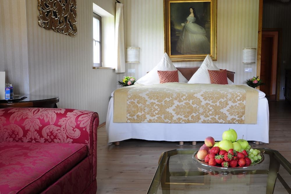 Hotel Schlossresidenz Heitzenhofen - Duggendorf