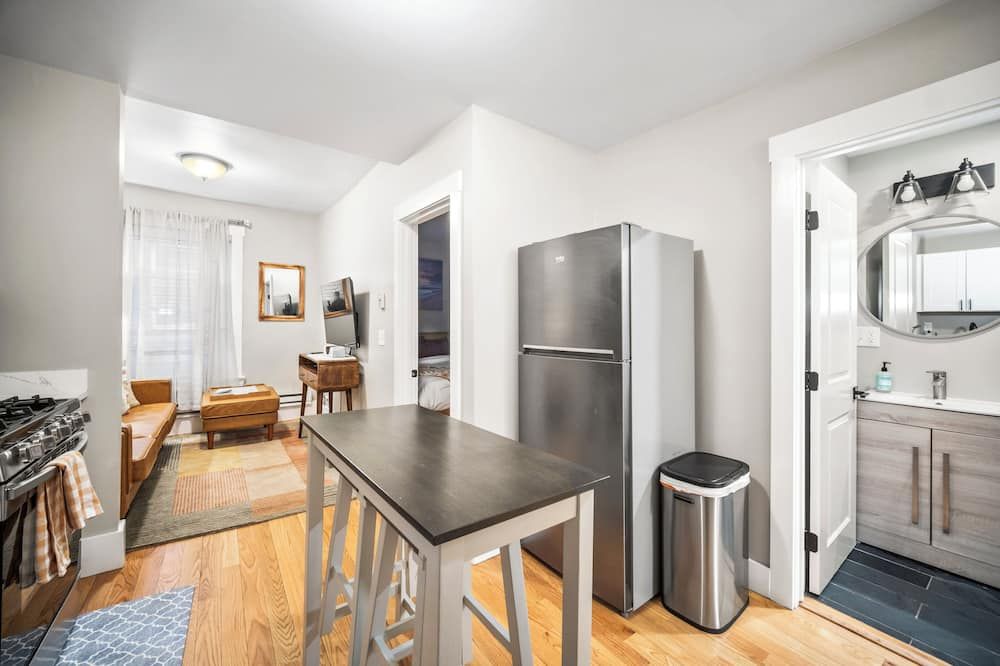 3brm/1bath North End Gem - בוסטון - חדר אוכל