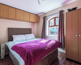 2BR Apartment in the Heart of Leeds City Centre - Leeds - Sypialnia