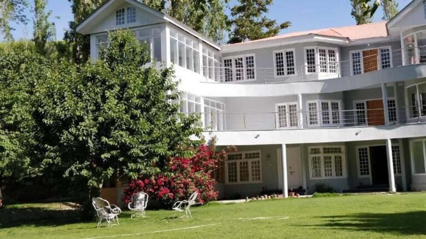 Hotel Reego