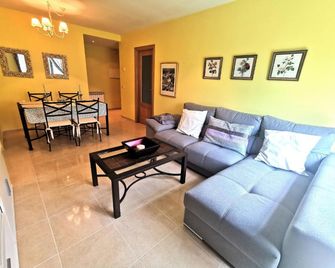 Apartamento de 3 dormitorios con piscina - Riaza Vacacional - Riaza - Living room