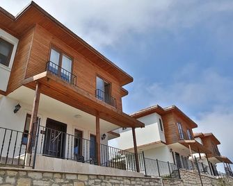 Akamoy Boztepe Otel & Restorant - Ordu - Gebäude
