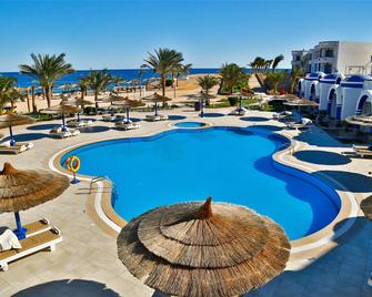 Coral Sun Beach - Safaga - Piscina