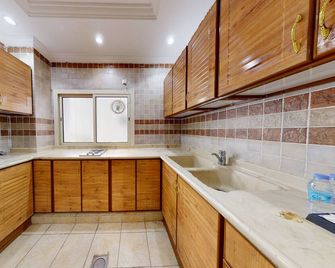 Wahat Tayiba Hotel Apartments - Medine - Mutfak