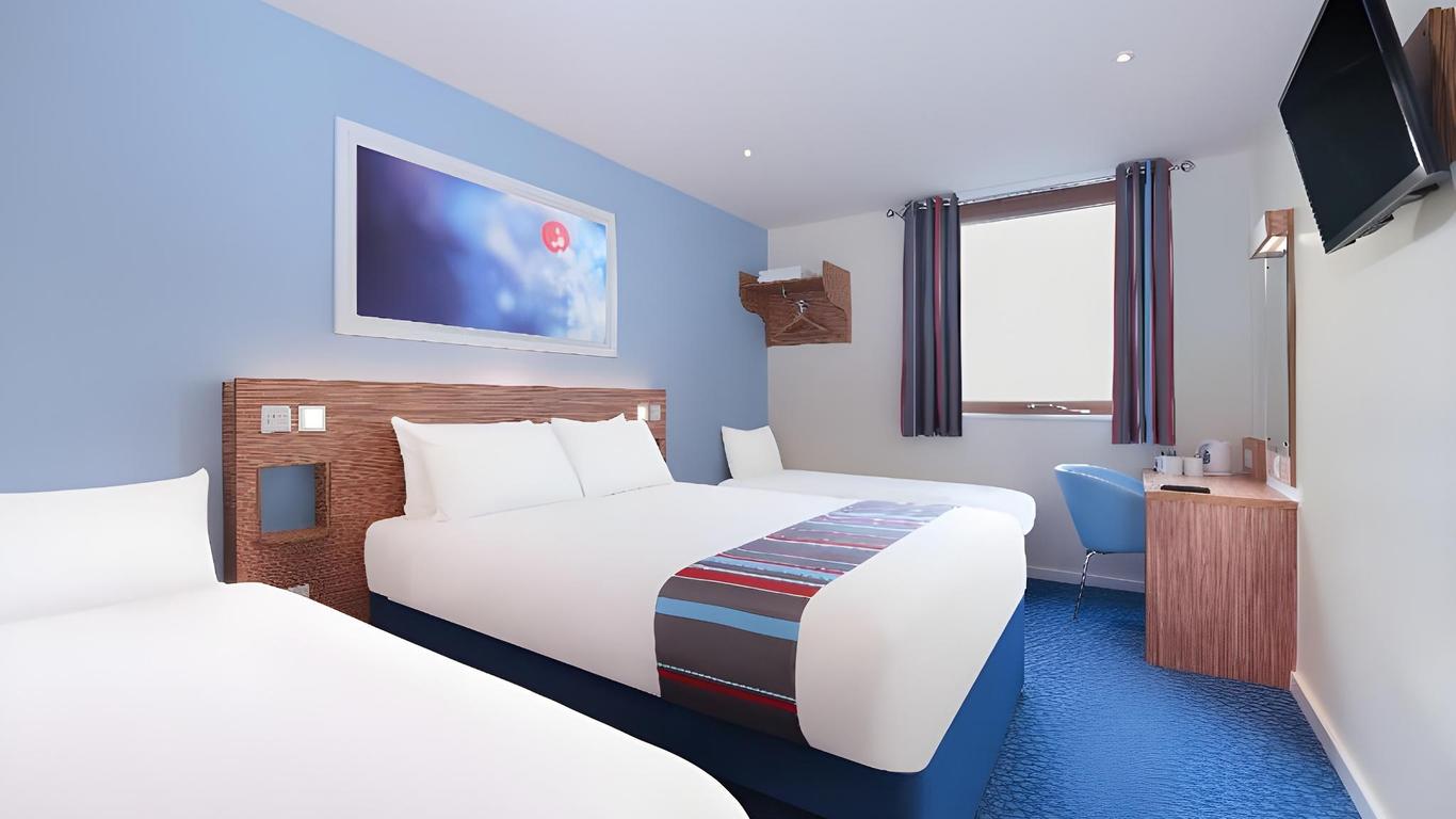 Travelodge Alton Four Marks