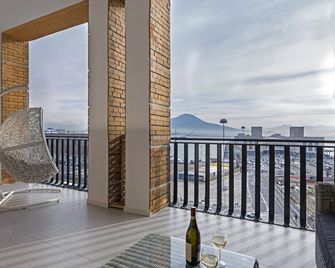 Relais Castel Nuovo - Неаполь - Балкон