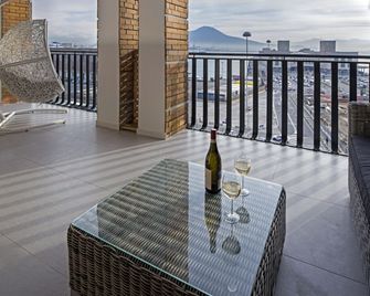 Relais Castel Nuovo - Неаполь - Балкон