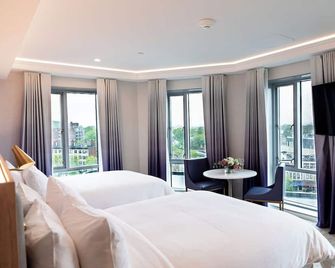 Iris Hotel Boston - Brookline