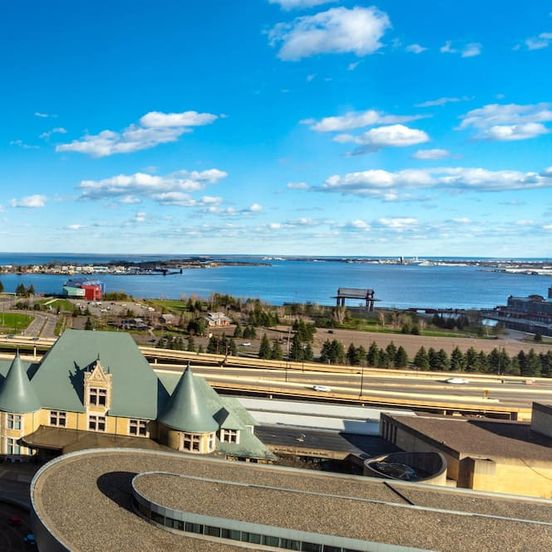 Outdoors view view of Radisson Hotel Duluth-Harborview, MN
