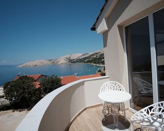 Eola Leisure Rooms - Stara Baška - Balkon