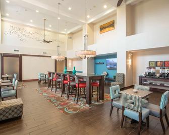 Hampton Inn & Suites Dayton-Airport - Englewood - Restaurang