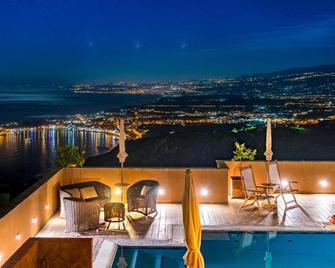 Villa Le Terrazze Charming Rooms - Taormina