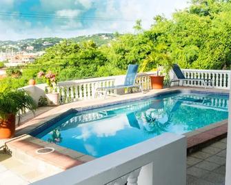 Cleopatra Villas - Sea View - Rodney Bay - Πισίνα