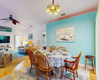 Peace River Paradise - Punta Gorda - Dining room