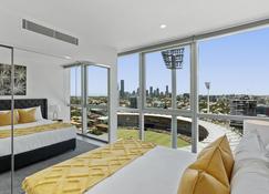 Executive 2-Bed with Stadium View, Great Amenities - Brisbane - Habitación
