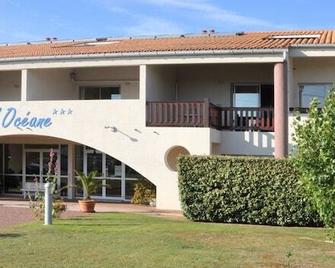 Hotel L'oceane - La Cotinière - Building