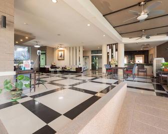 رومين جاردن بليس - ناخون راتشاسيما - ردهة