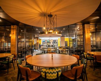 Kents Hill Park Training & Conference Centre - Milton Keynes - Restaurant