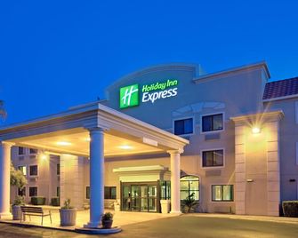 هوليداي إن إكسبرس أيربورت - توكسوبا باي آيتش جي - توكسون - مبنى