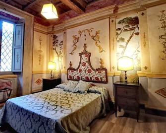 Vesconte Residenza D'epoca Dal 1533 - Bolsena - Bedroom