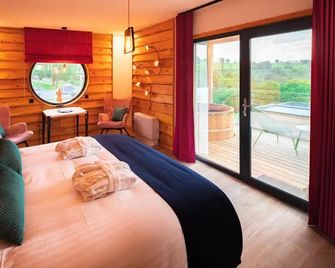 Le Hameau Des Sens - Phalsbourg - Schlafzimmer
