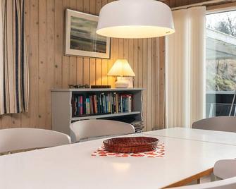 6 person holiday home in Fjerritslev - Fjerritslev - Essbereich
