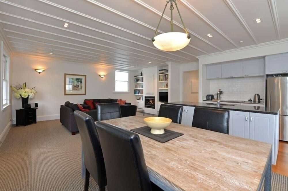 The Gables - Stunning Waterfront Apartment - Russell - ห้องอาหาร