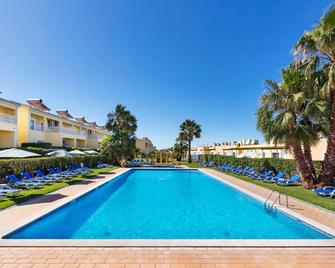 Villas Barrocal - Pêra - Pool