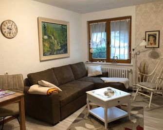 Hotel-Pension Blume - Bad Pyrmont - Living room