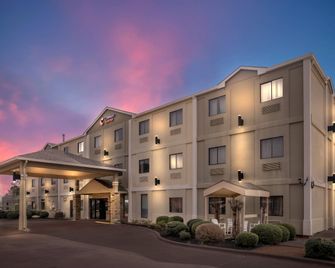 Comfort Suites Brenham - Brenham - Rakennus