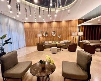 Mall of Asia - Aseana Residences - Pasay - Lounge