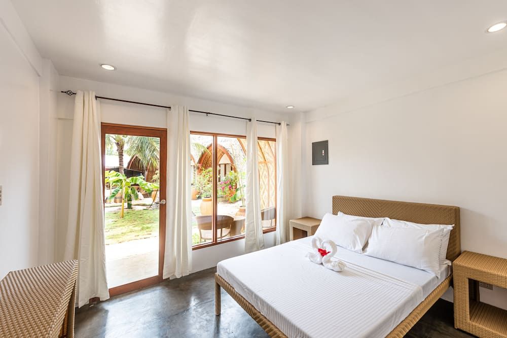 Tropical Temple Siargao Resort - General Luna - Bedroom