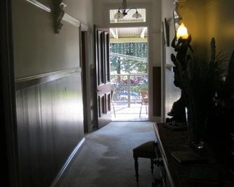 Heritage Guesthouse - South West Rocks - Hallway