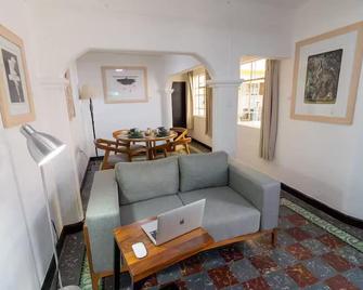 Posada MÍa, CÉntrica - Hivenb - Oaxaca - Living room