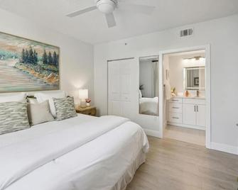 Downtown WPB Condo at the Square - West Palm Beach - Quarto