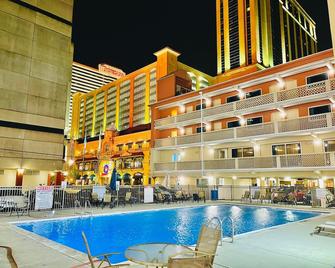 Clarion Inn Atlantic City - Atlantic City - Zwembad