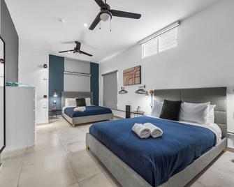 La Buena Vida Inn - San Juan - Bedroom